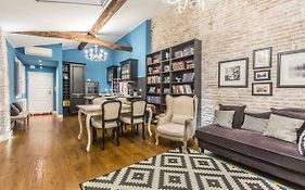 Delightful Carbonesi || The Place Bo Apartments